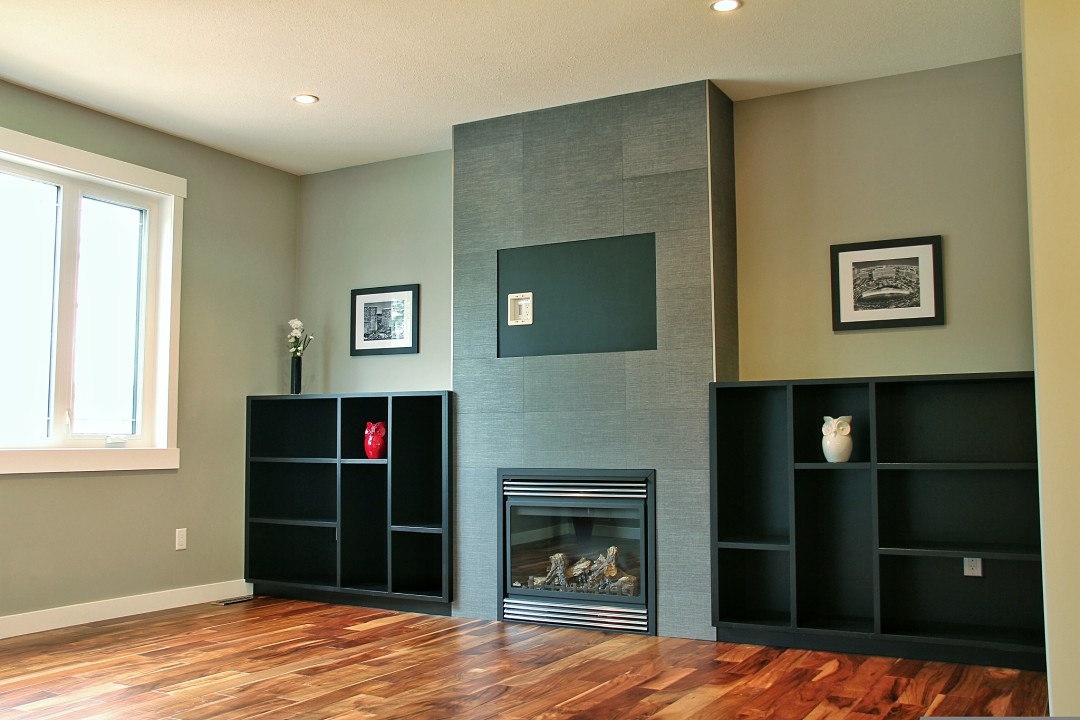 Great room with vaulted ceiling