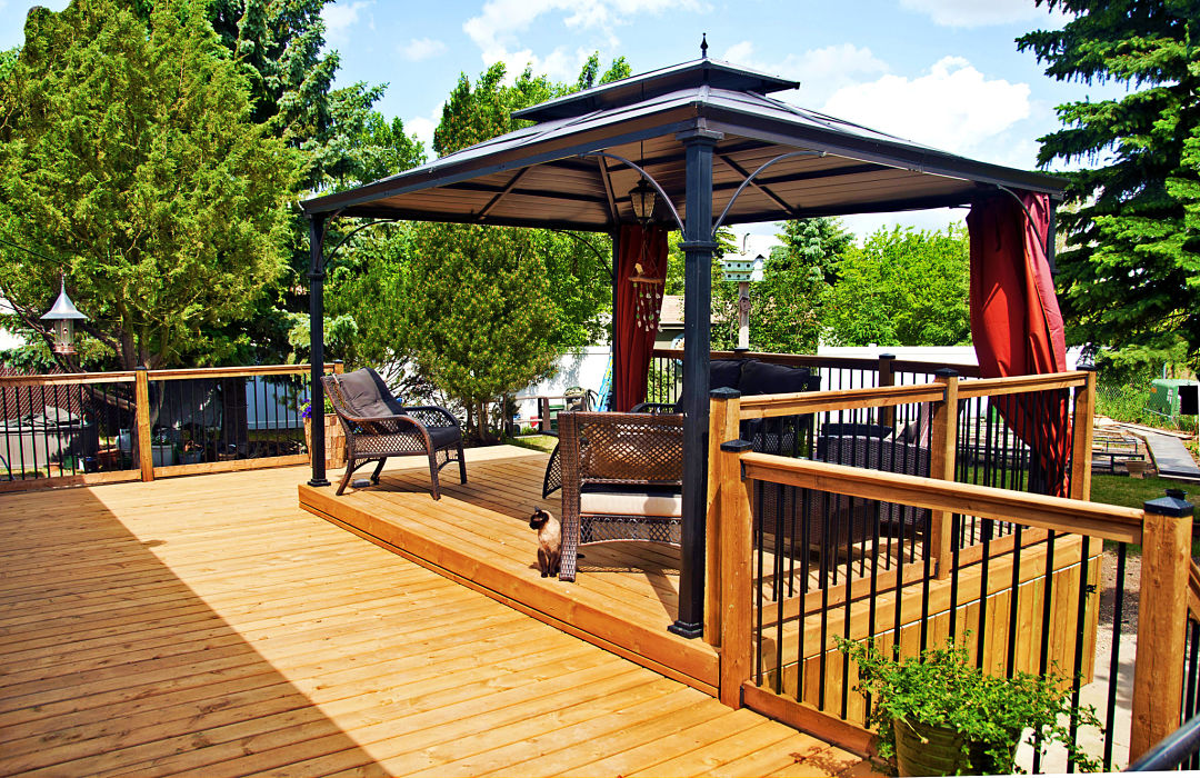 Custom deck