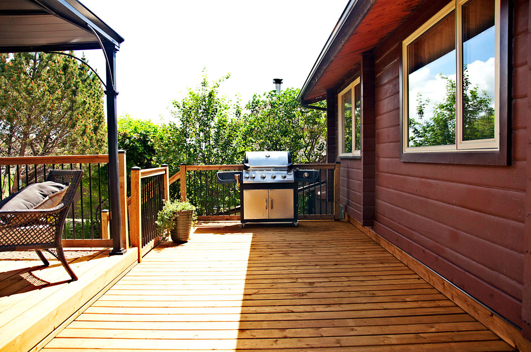 Custom deck