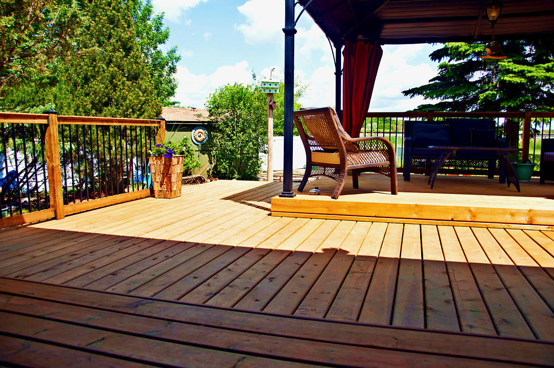 Custom deck
