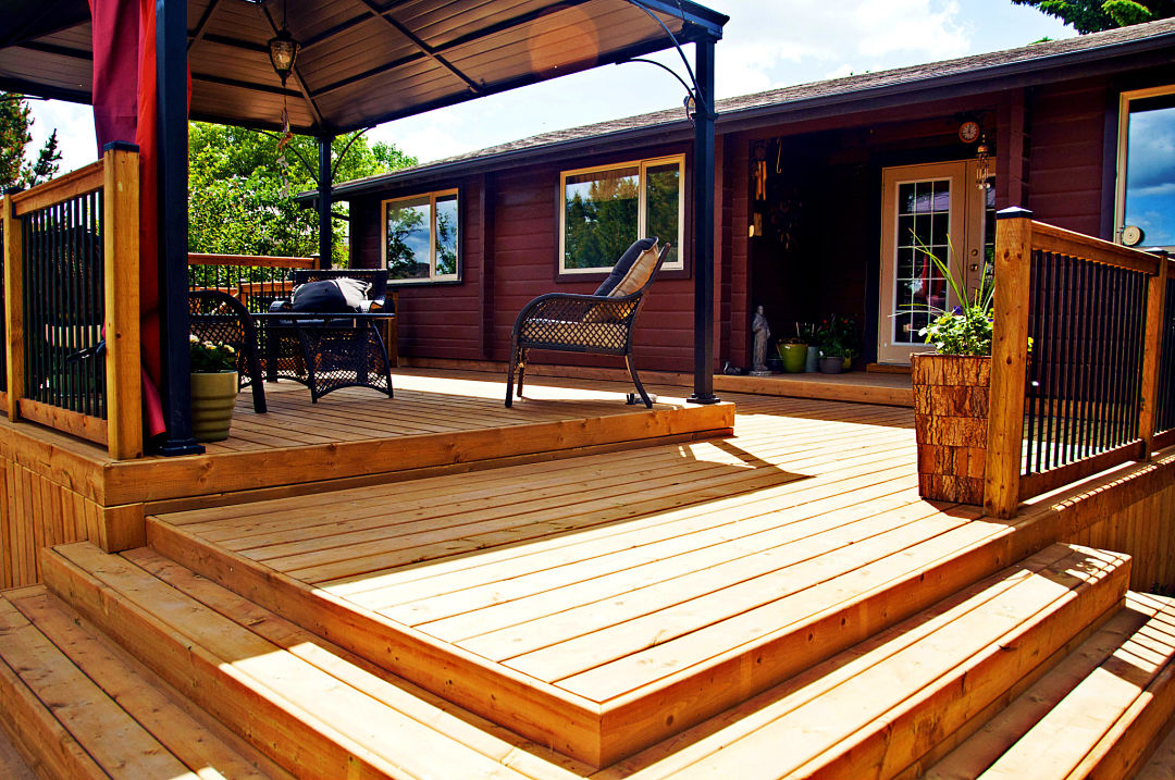 Custom deck