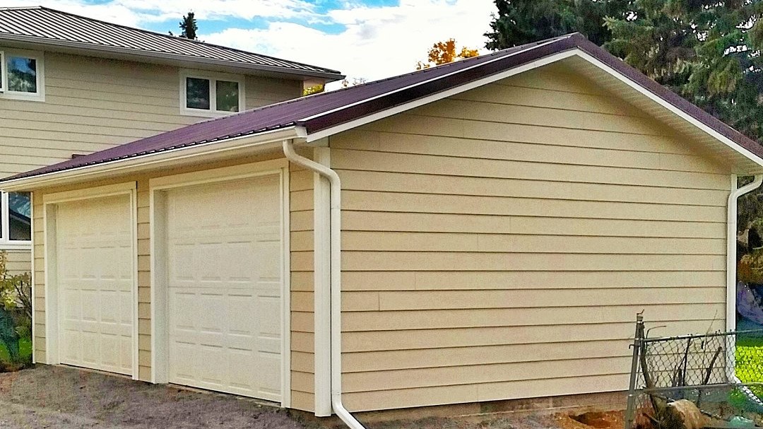 Detached garage with fiber cement siding